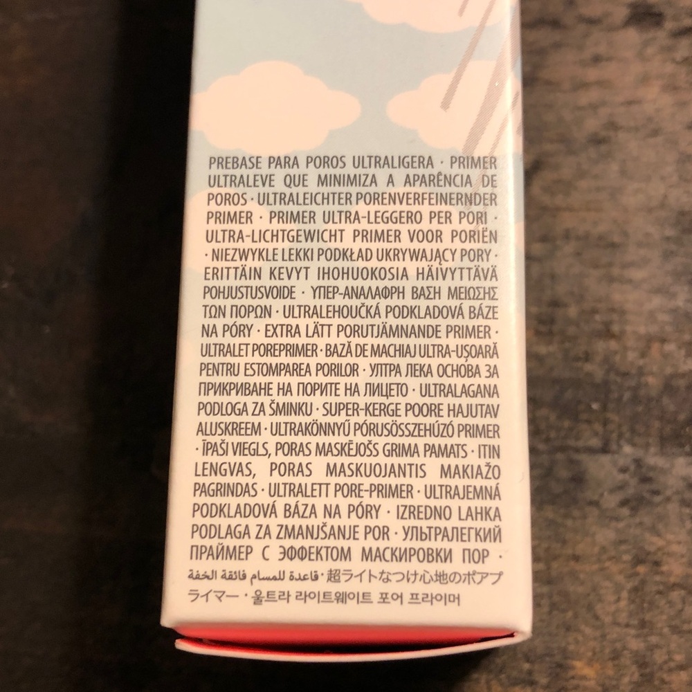 Benefit POREfessional Lite Primer - Picture 3 of 6